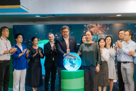 Unilever Việt Nam hợp tác cùng Central Retail cụ thể hóa mô hình phân loại rác thải nhựa tại nguồn